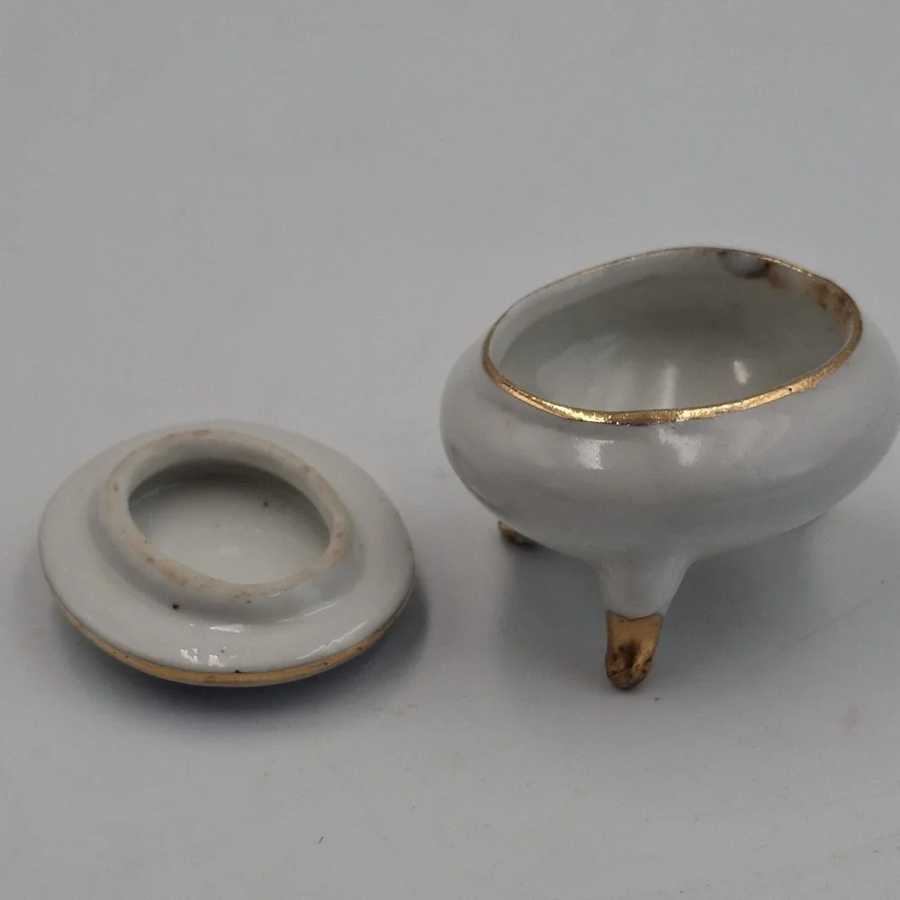 Vintage Petticoats & Pantaloons Roth Footed Trinket Box Porcelain Girl Cat Japan